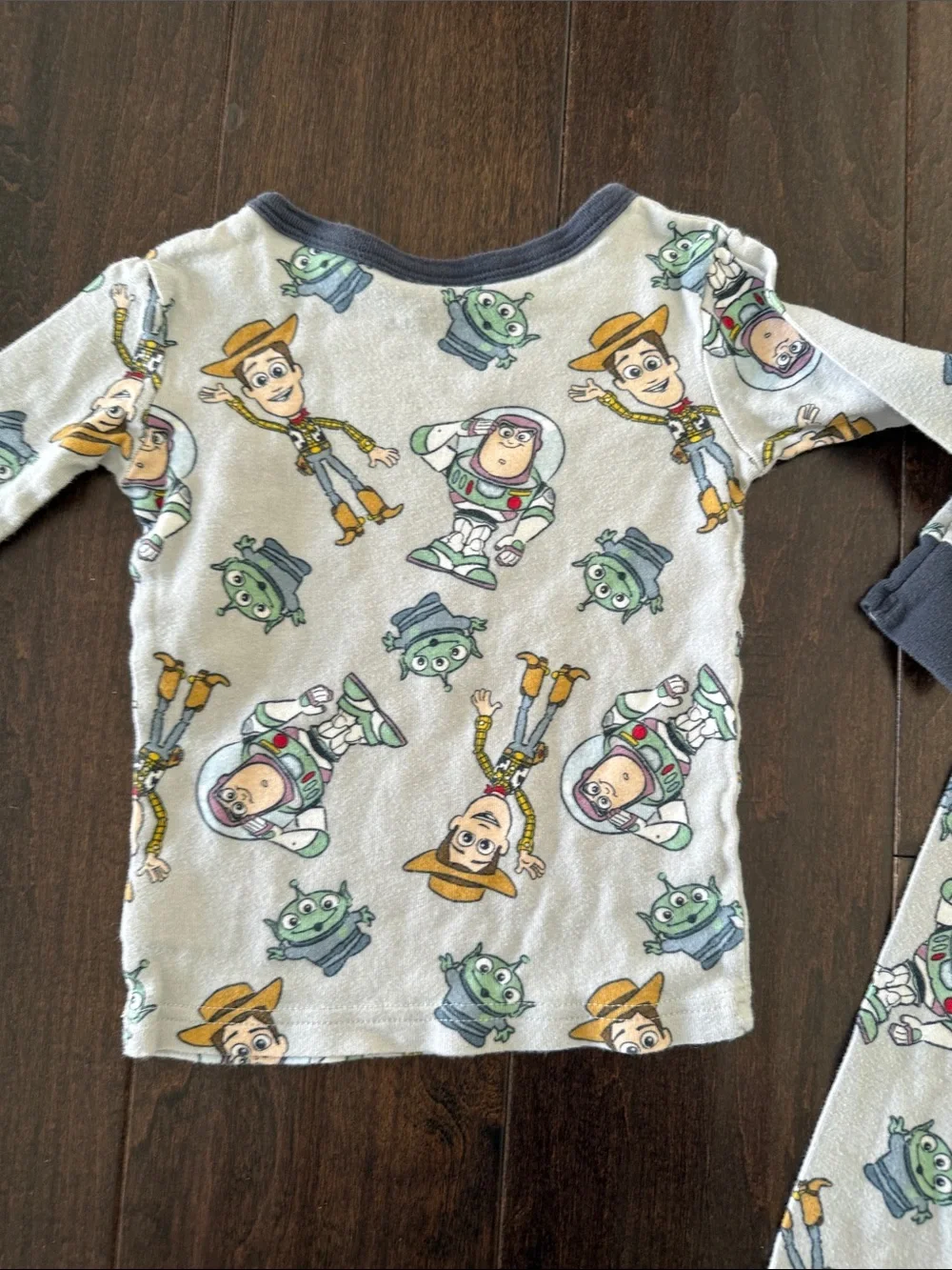 Toy Story Gender Neutral Kids Cotton Pajama Set - Light Gray with Blue Cuffs